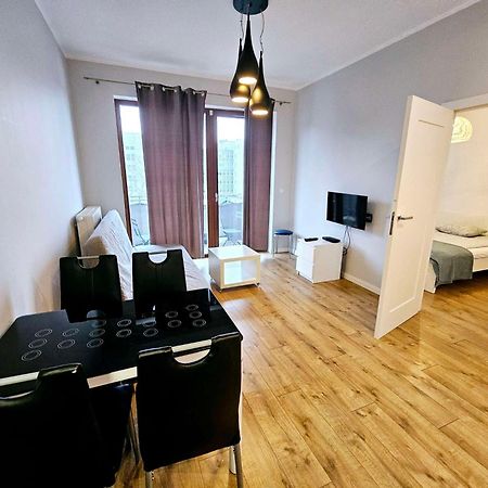 First -- Green Zoliborz Apartment 4 Varšava Exteriér fotografie